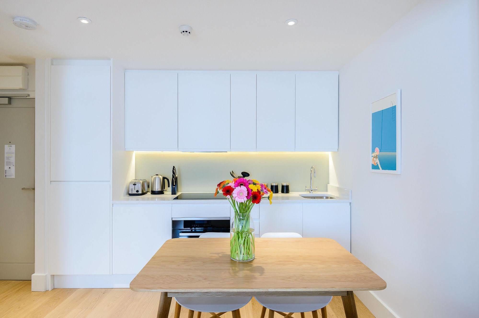 Native Fulham Lägenhet London Exteriör bild